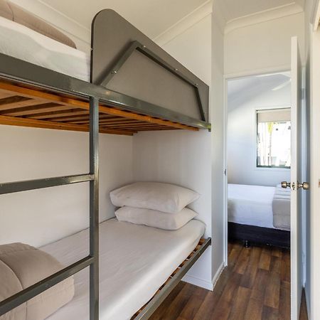 Nrma Bowen Beachfront Holiday Park Chambre photo