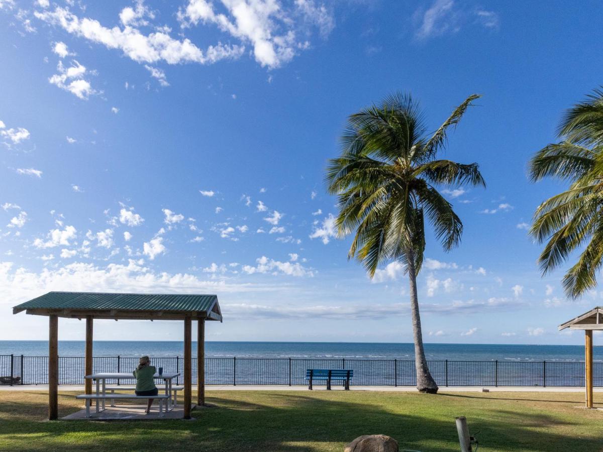 Nrma Bowen Beachfront Holiday Park Extérieur photo