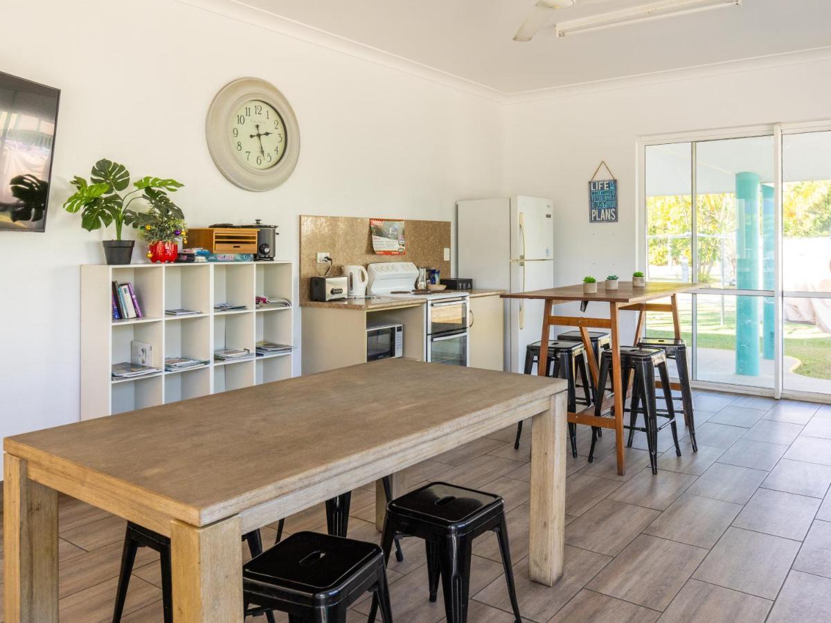 Nrma Bowen Beachfront Holiday Park Extérieur photo