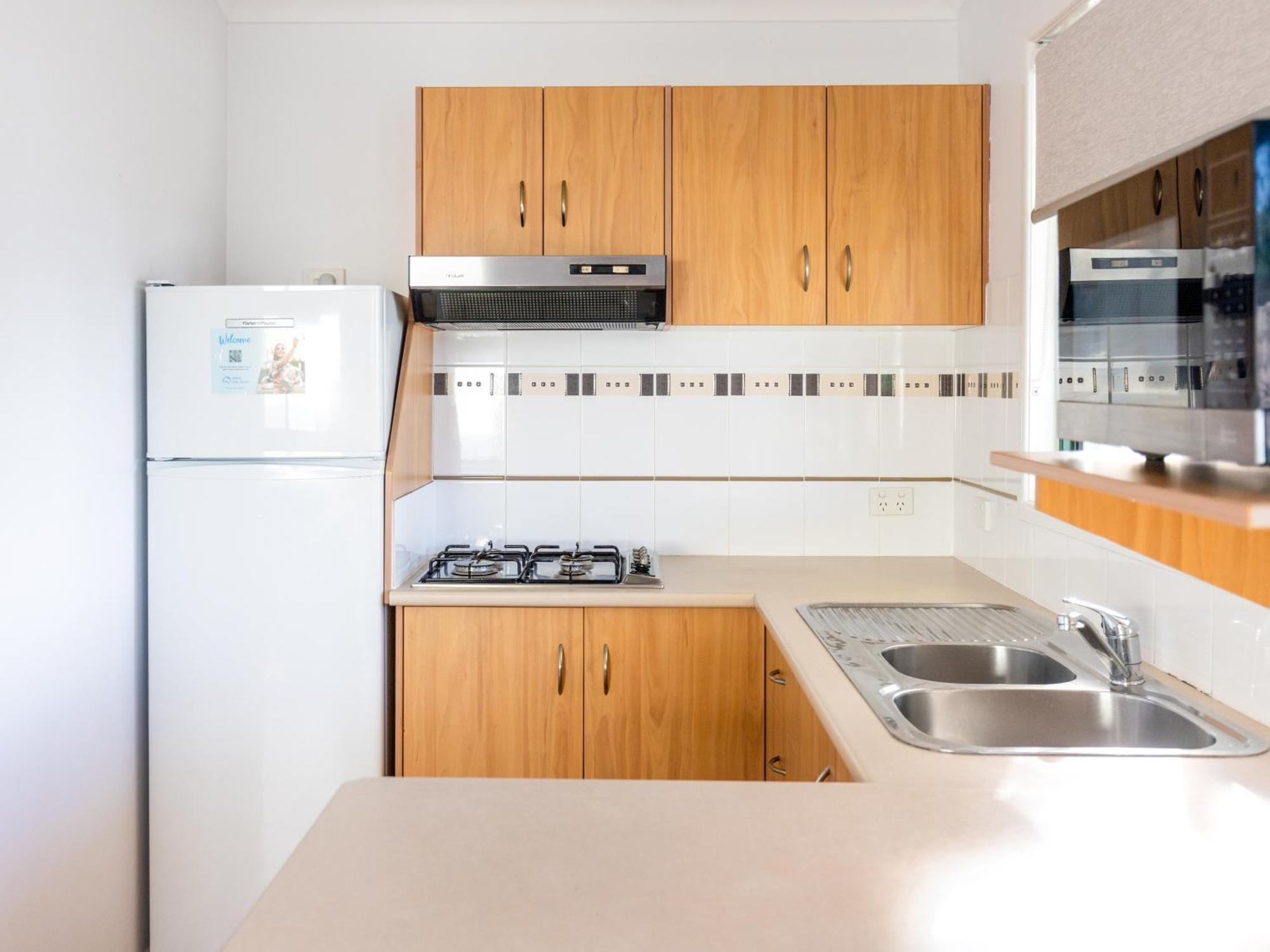 Nrma Bowen Beachfront Holiday Park Chambre photo