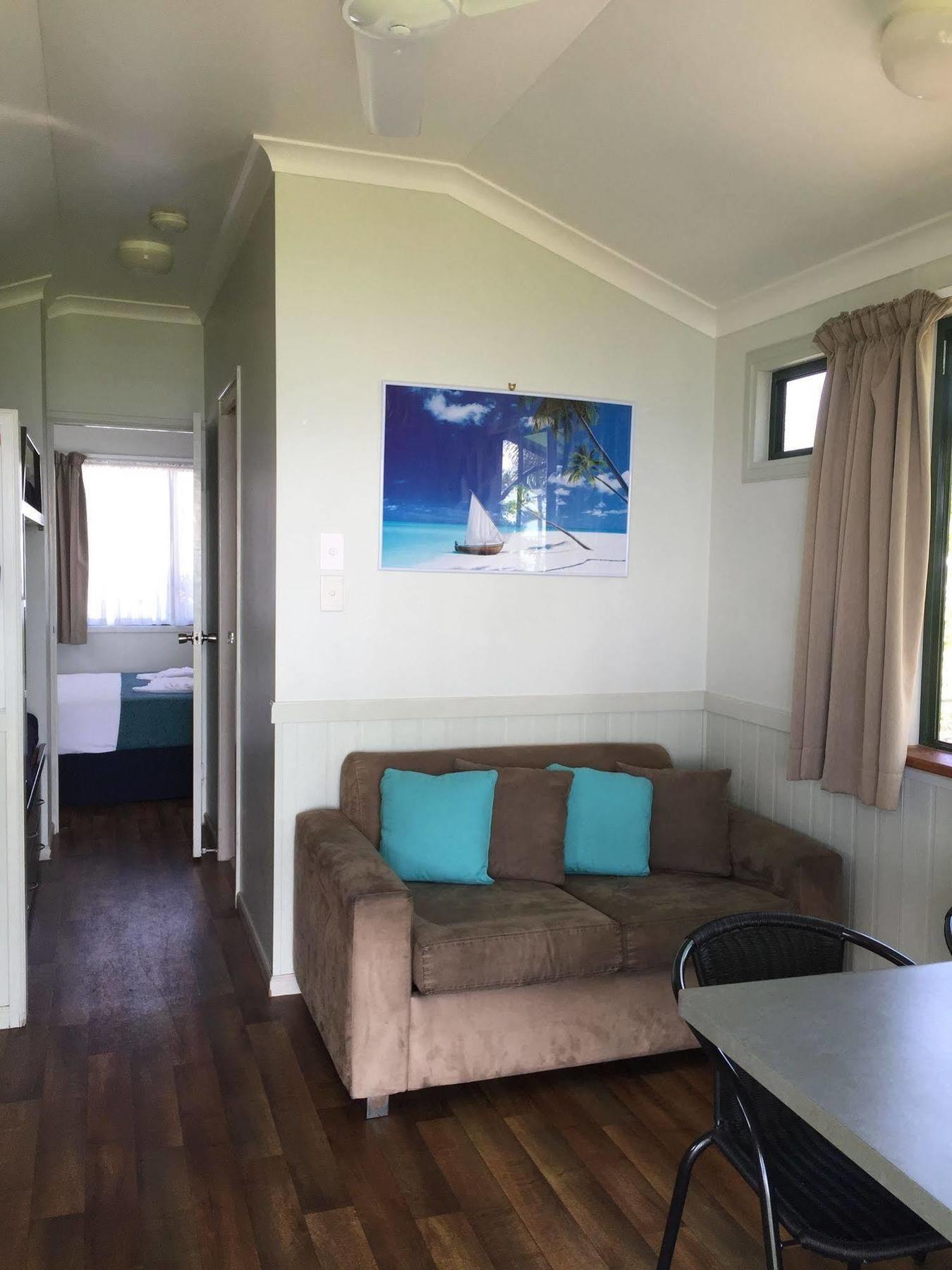 Nrma Bowen Beachfront Holiday Park Extérieur photo